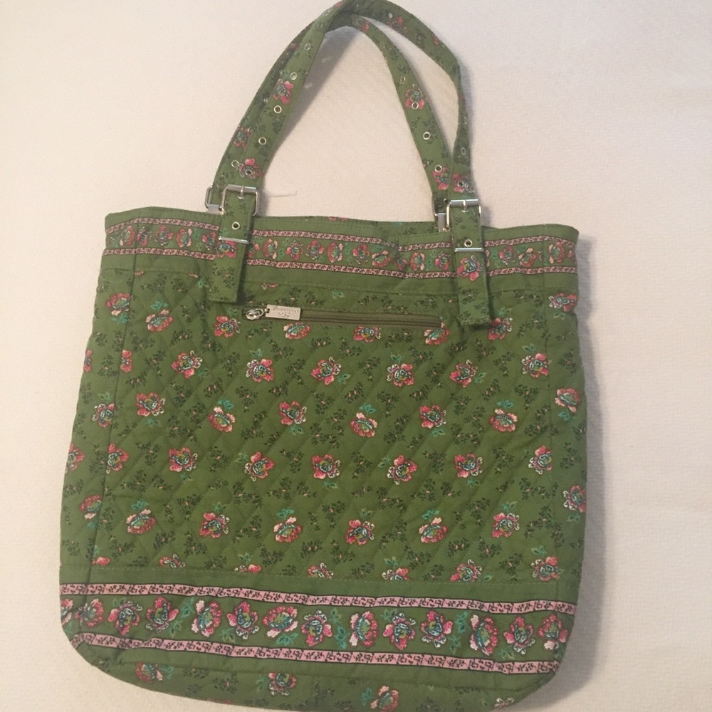 Americana by Style Quilted Bag. 15.5” 15”
